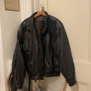 Vintage Leather Bomber Jacket